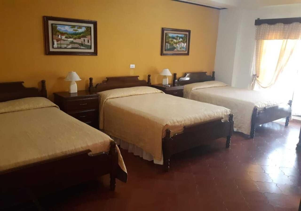 Hotel Acropolis Maya Copan ภายนอก รูปภาพ