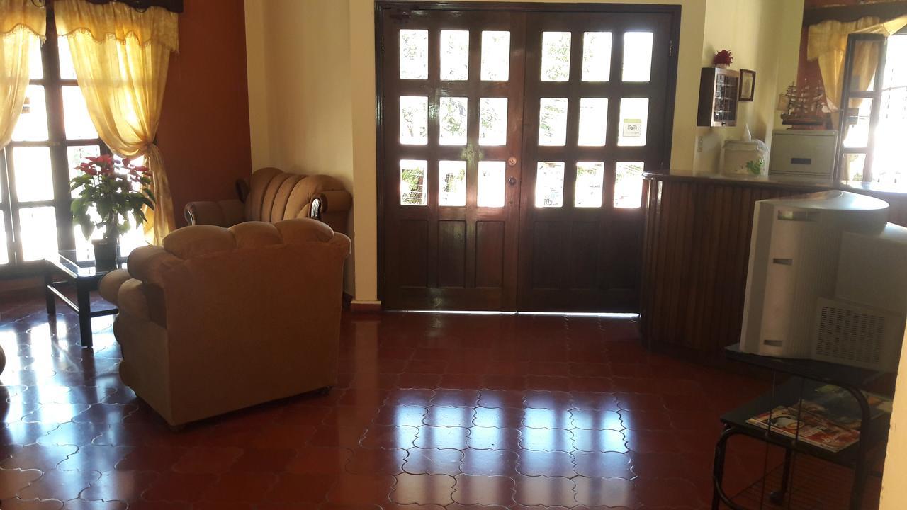 Hotel Acropolis Maya Copan ภายนอก รูปภาพ