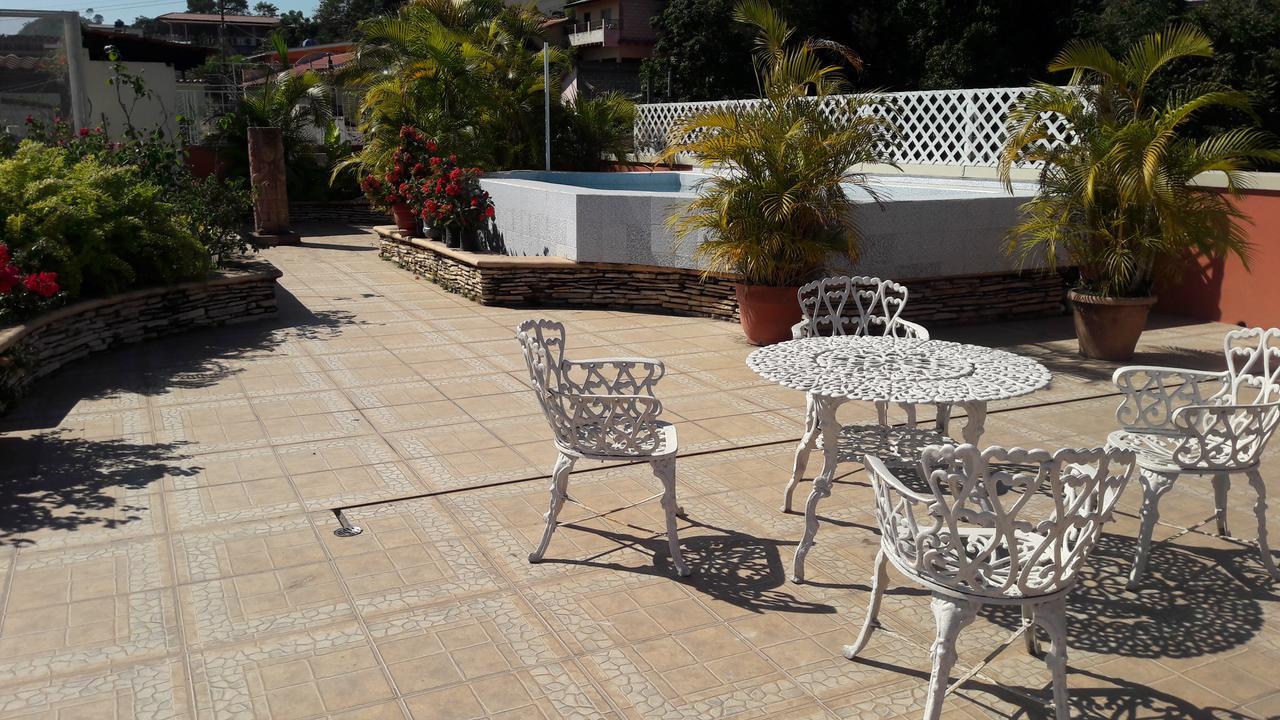 Hotel Acropolis Maya Copan ภายนอก รูปภาพ