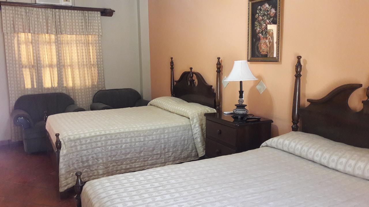 Hotel Acropolis Maya Copan ภายนอก รูปภาพ